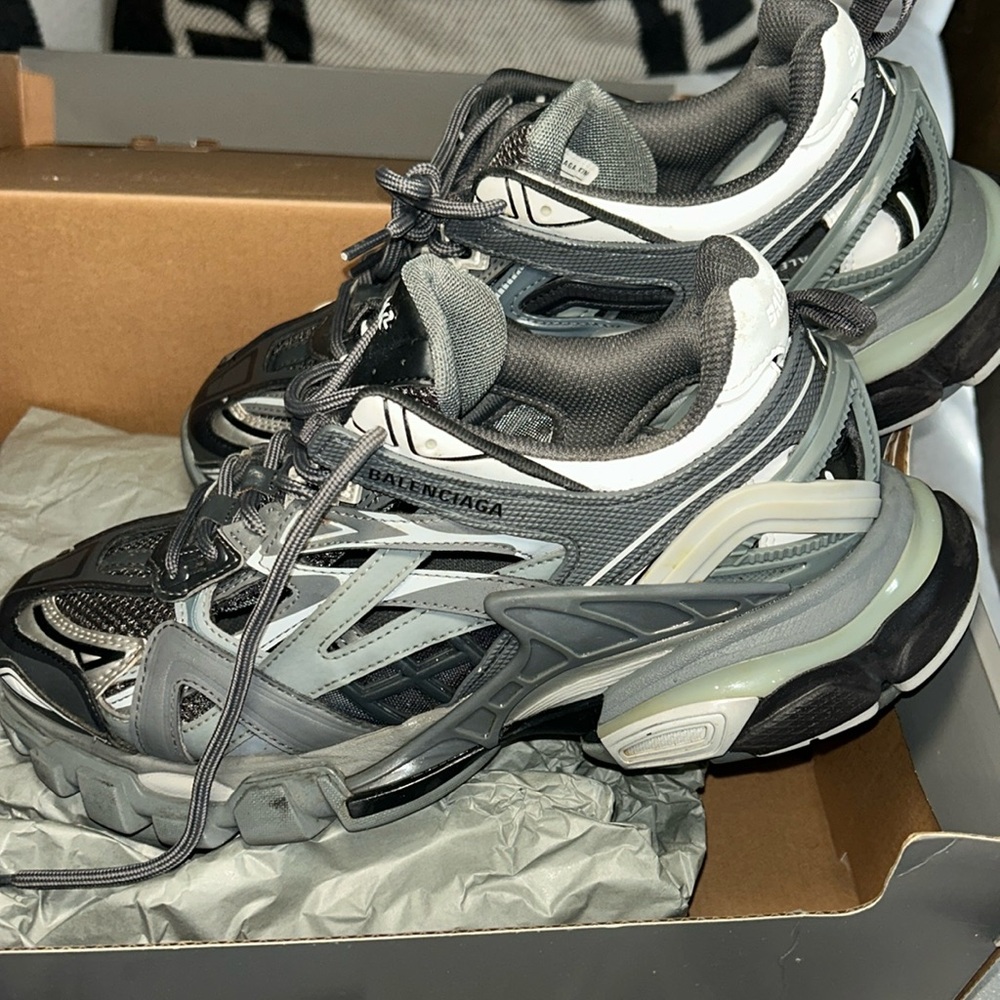 Like new balenciaga Track 2 sneakers grey and white size 9 US women’s size 7